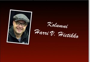 Harri V. Hietikon logo: musta teksti valkoisella pohjalla