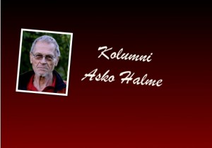 Asko Halmeen taidelogossa on tyylitelty A-kirjain