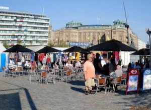 Vaasan kaupunkikuva rakennustyömaiden ja uusien rakennusten keskellä