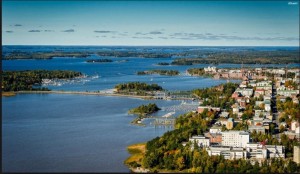 Vaasan kaupunkimaisemaa, ehkä rantaa tai satamaa