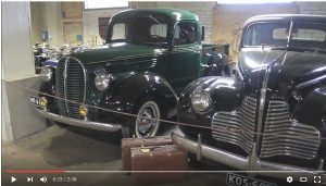 Vanhoja autoja ja moottoreita esillä Vaasan automuseossa