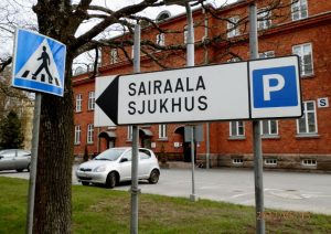 VKS:n sairaalarakennus, jossa on kyltti "Vasa centralsjukhus"