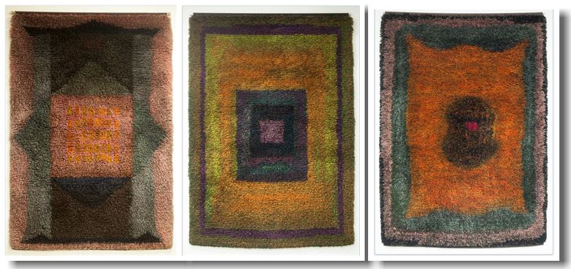 Kolme värikästä ryijyä ripustettuna seinälle, esillä museossa