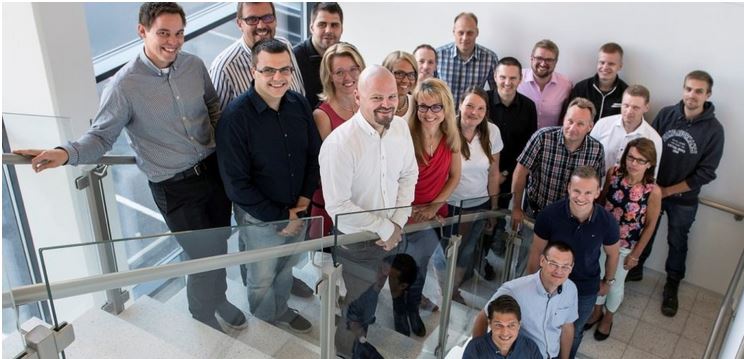 WasaGroupin logolla varustettu rakennus tai toimistorakennus