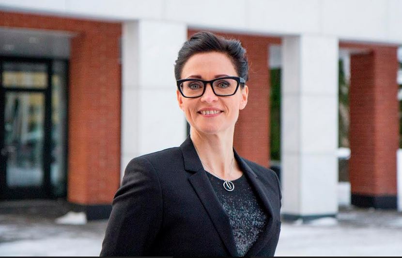 Pia Hautamäki, asiantuntija, puhuu asiakaskokemuksesta