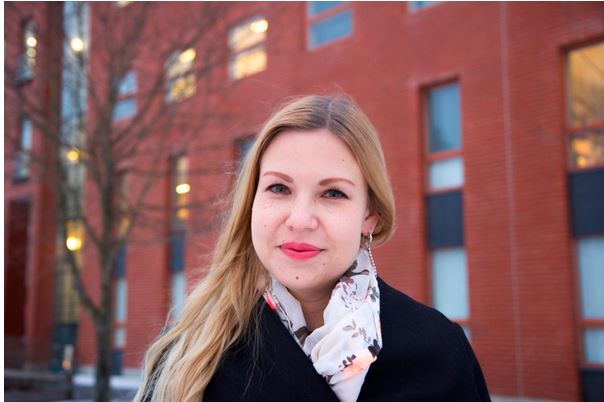 Marika Salo hymyilee kameralle