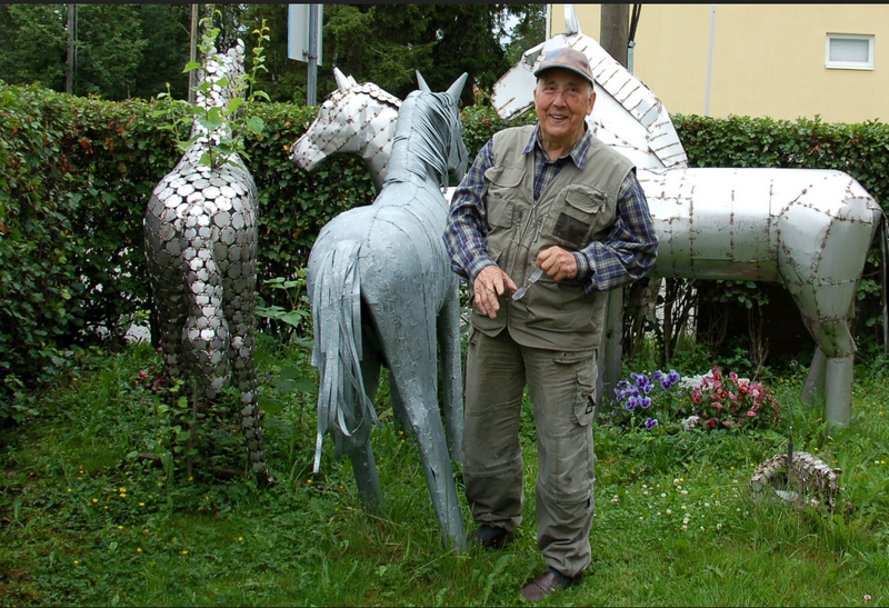 Edvin Hevonkoski hymyilee kameralle