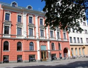 Hotelli Astorin vanha, koristeellinen julkisivu Vaasassa