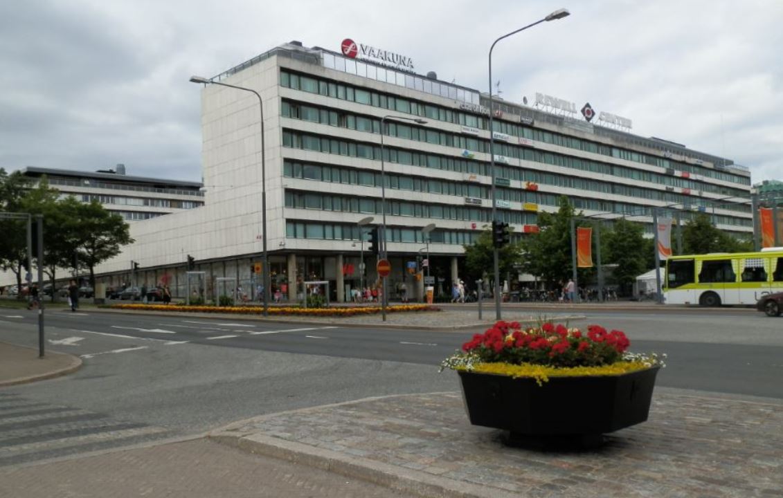 Rewell-Centerin rakennustyömaa ja Wolffin talo Vaasassa