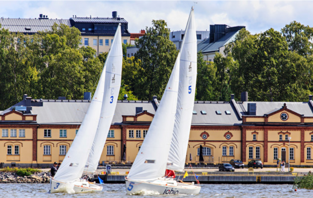 Vaasan vehreitä bulevardeja ja historiallisia kivitaloja