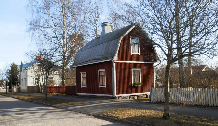 Tehtaankatu 16, Vaasa, lapsuudenkoti, 1900-luvun puoliväli