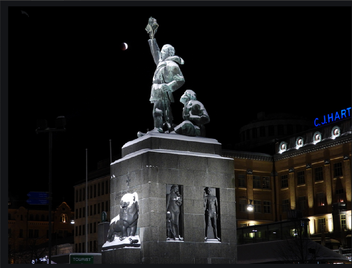 Vaasan Vapaudenpatsaan rakennustyömaa ja työntekijöitä vuonna 1937